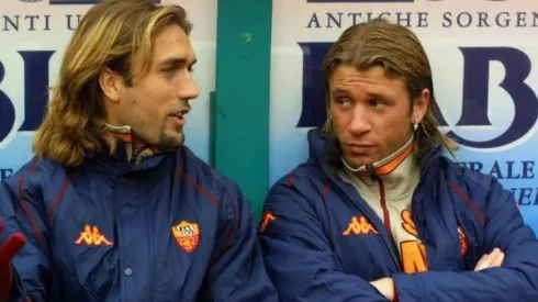 Batistuta y Cassano en la banca de la Roma
