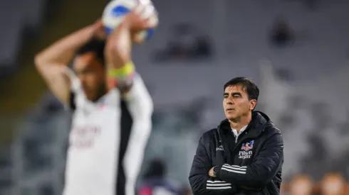 Quinteros confiesa que, por ahora, solo una oferta imposible de rechazar lo sacará de Colo Colo.