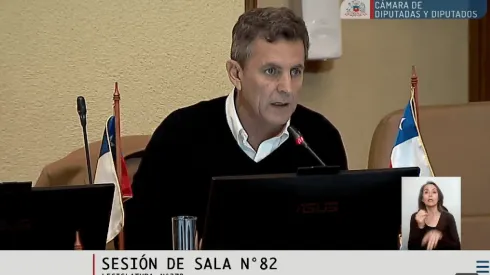 Gonzalo de la Carrera volvió a protagonizar un escándalo.