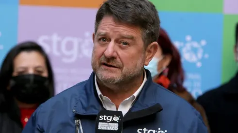 Claudio Orrego tomó una dura decisión política.