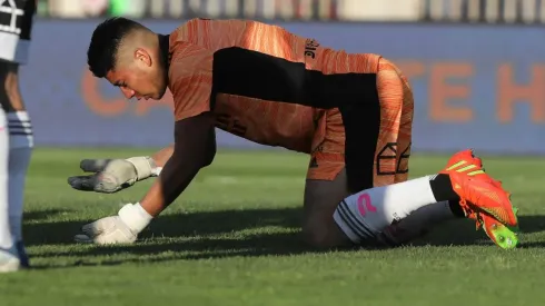 Brayan Cortés sufrió una fractura pero postergó la cirugía para estar con Colo Colo