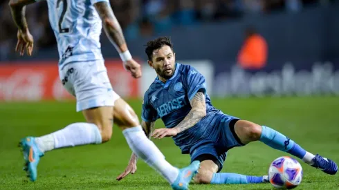 "Keno Mena impasable en defensa y en ataque un delantero más"