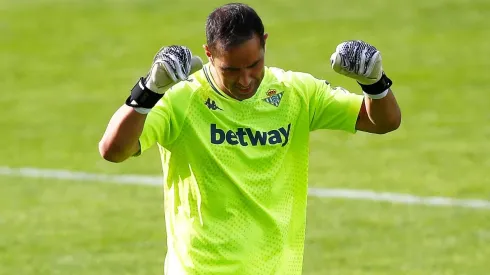 Claudio Bravo será titular ante la Roma de Mourinho