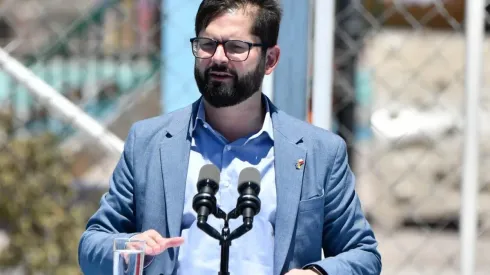 El presidente Gabriel Boric durante su visita a Calama.