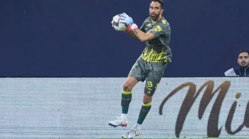 Claudio Bravo fue destacado con nota 9 en el empate de Real Betis contra Cádiz.