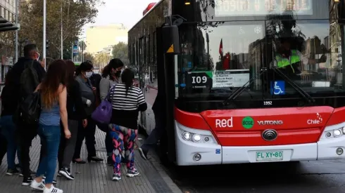Anuncian alza del pasaje en Transporte Público
