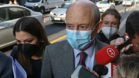 Procesan a ex comandante en Jefe del Ejército Juan Emilio Cheyre Espinoza por malversación de fondos públicos