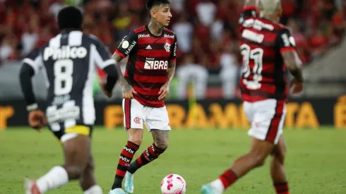 Pulgar se ganó los aplausos de la torcida flamenguista