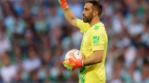Claudio Bravo y el Real Betis ya están en octavos de final tras vencer al Ludogorets y asegurar el liderato