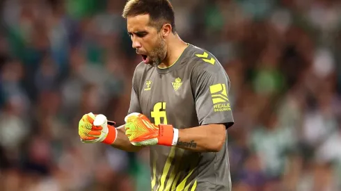 Claudio Bravo enfrentará a su exequipo por la jornada 12.