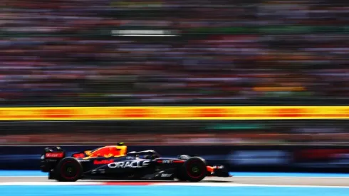 Sergio Pérez quiere hacer historia como local y va por el subliderato.