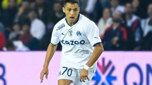 Alexis busca la clasificación a octavos de Champions League.