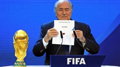 Blatter participó en la elección de Qatar como anfitrión del Mundial de 2022