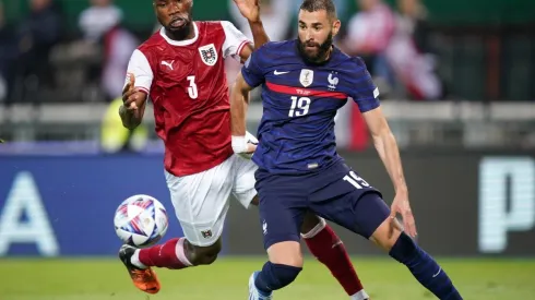 Karim Benzema llega con el Balón de Oro en el brazo a pelear el Mundial de Qatar 2022