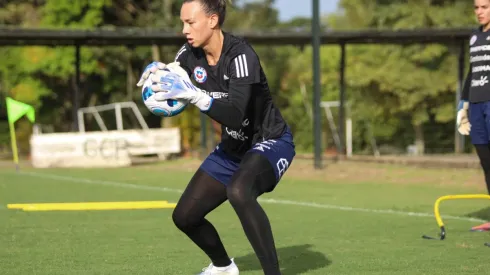 Tiane está en Chile y ya entrena con la Roja Fem previo a Filipinas