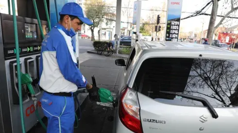 ¿Suben o bajan las bencinas hoy 10 de noviembre?