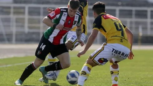 Palestino se aseguró con la mitad del pase de Barticciotto