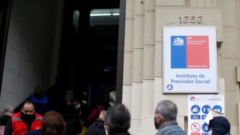 ¿Cómo puedo saber si tengo beneficios por cobrar del IPS?