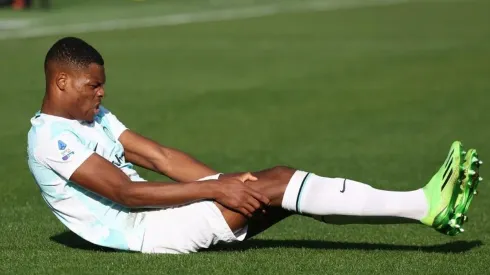 Dumfries sufre su lesión