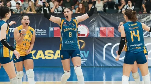 Romina Scharer celebrando los puntos finales de Boston College