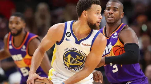 Warriors y Suns animan un partidazo por la fase regular de la NBA.