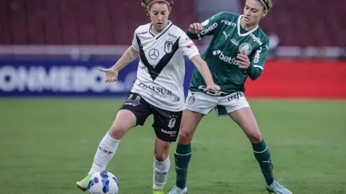 Rosario Balmaceda es operada y se aleja del repechaje