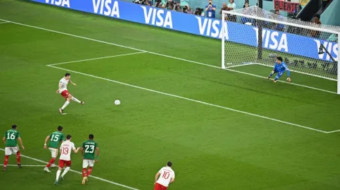 DT de Polonia respalda a Lewa tras el penal perdido en el debut contra México.