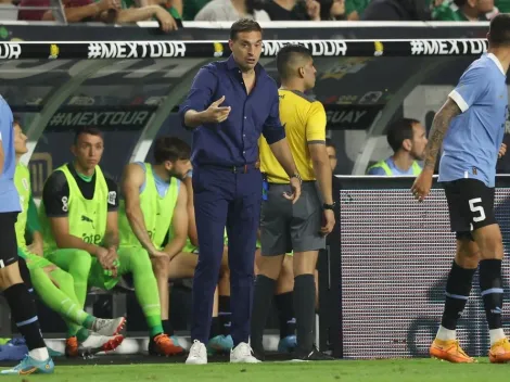 Doble debut: Alonso vive su primer Mundial con 9 partidos en Uruguay