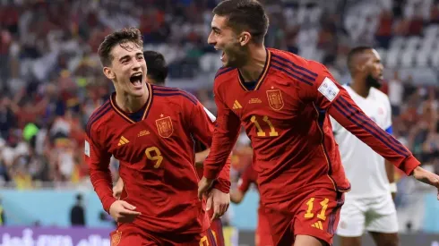 España quiere consolidarse en la cima y asegurar su paso a octavos de final de la Copa del Mundo.