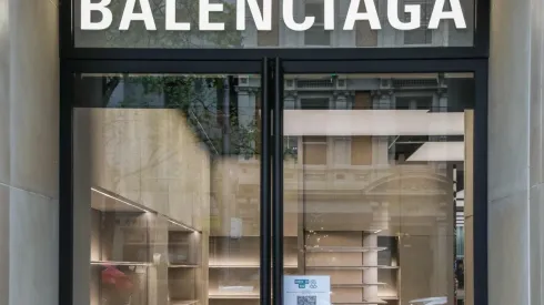 ¿Cuál es la polémica campaña de Balenciaga que generó repudio?