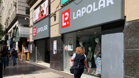 Sernac demanda a La Polar por venta de ropa falsificada