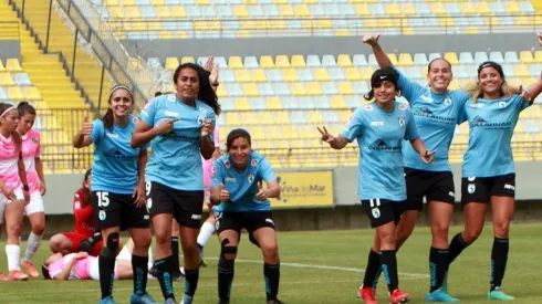 Iquique sorprende e incluye al fútbol femenino en sus abonos 2023