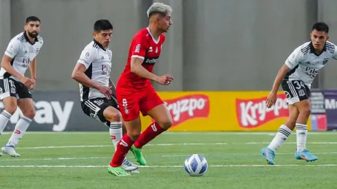 No sigue en Colo Colo: La Calera ejerce opción de compra por Alarcón