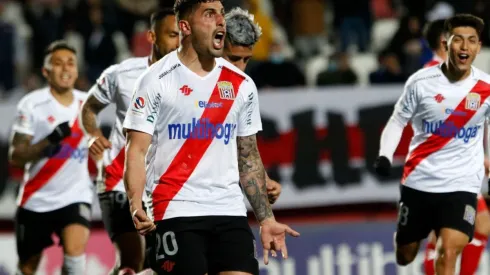 Curicó Unido jugará la Copa Libertadores 2023 como el flamante Chile 3.