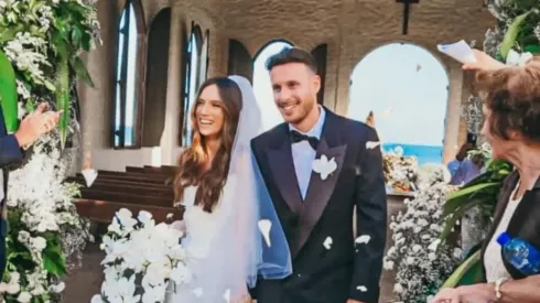 El jugador formado en Universidad de Chile se casó en Brasil.