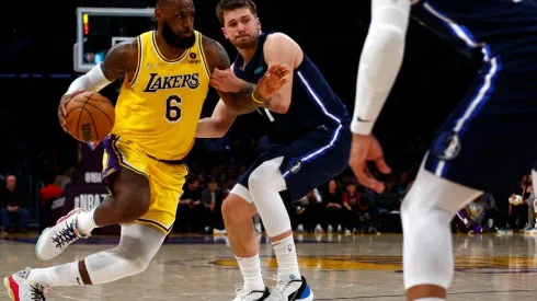 Choque de titantes en la NBA: Los Lakers de LeBron enfrentarán a Doncic y los Mavericks.