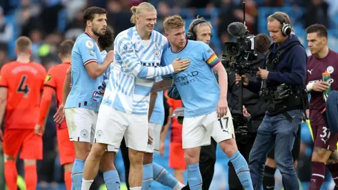 Erling Haaland y De Bruyne en el Manchester City