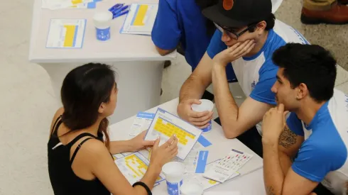 ¿Cuánto ganan en promedio los psicológos de cada universidad?