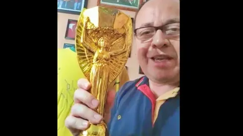 El Museo de la Camiseta tiene la mayor colección de artículos de Pelé en Chile.