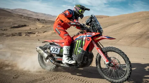 Pablo Quintanilla sigue vivo en su lucha por el Dakar