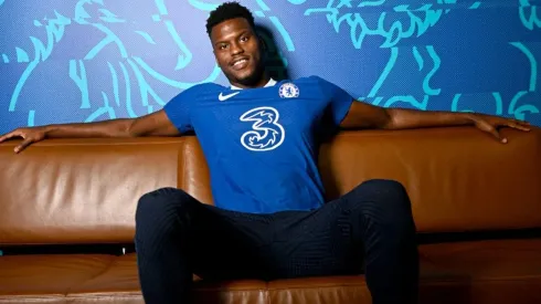 Badiashile en su primer día con el Chelsea