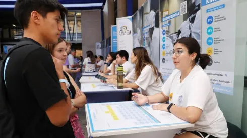 Conoce las carreras universitarias con los aranceles más altos en Chile