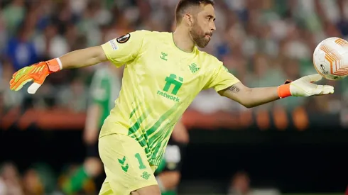 Claudio Bravo y el Betis quieren meterse en la final de la Supercopa