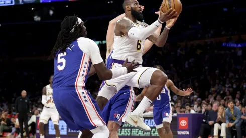 LeBron James sigue dominando en la NBA