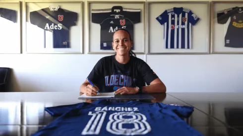 La Chama, Fuentes y González son las tres jugadoras que hasta ahora han firmado su primer contrato con la U
