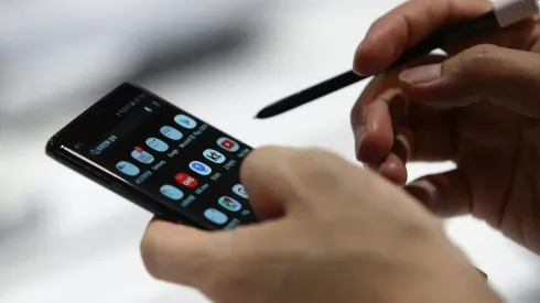 ¿Cómo puedo desactivar el buzón de voz de mi smartphone?