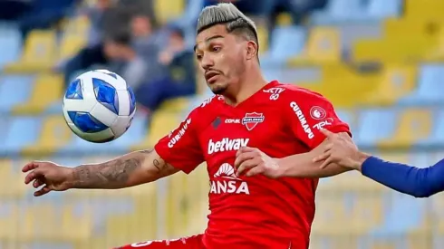 Lorenzo Reyes seguirá en Chillán a pesar de los intereses de la U y de la UC.