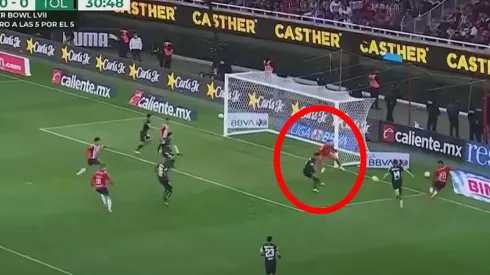 Huerta en el momento del autogol