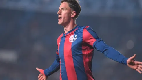 Andrés Vombergar, el nuevo candidato a nueve de Colo Colo 2023.