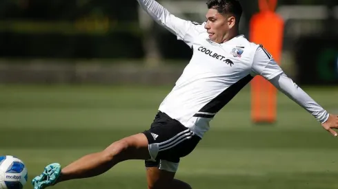 Carlos Palacios aportó con una joya de gol